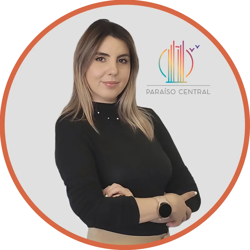 Jefe de sala Stephania Cárdenas Proyecto Paraíso Central ubicado en la Carrera 10 con Calle 14 - Centro de Cali