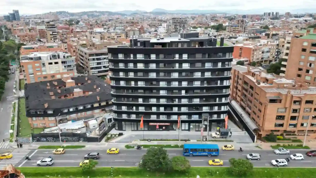 Fachada VOU - Invertir en Bogotá