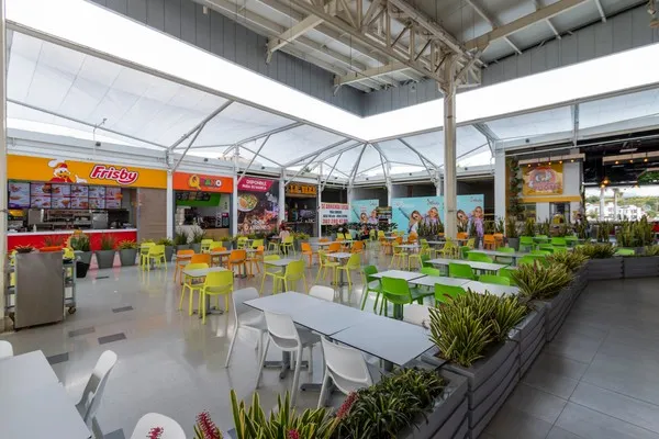 Avenida Centro Comercial
