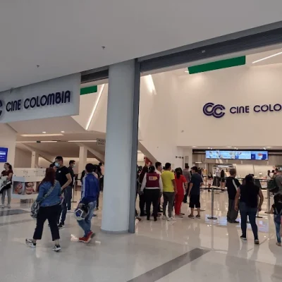 Cine Colombia_Avenida